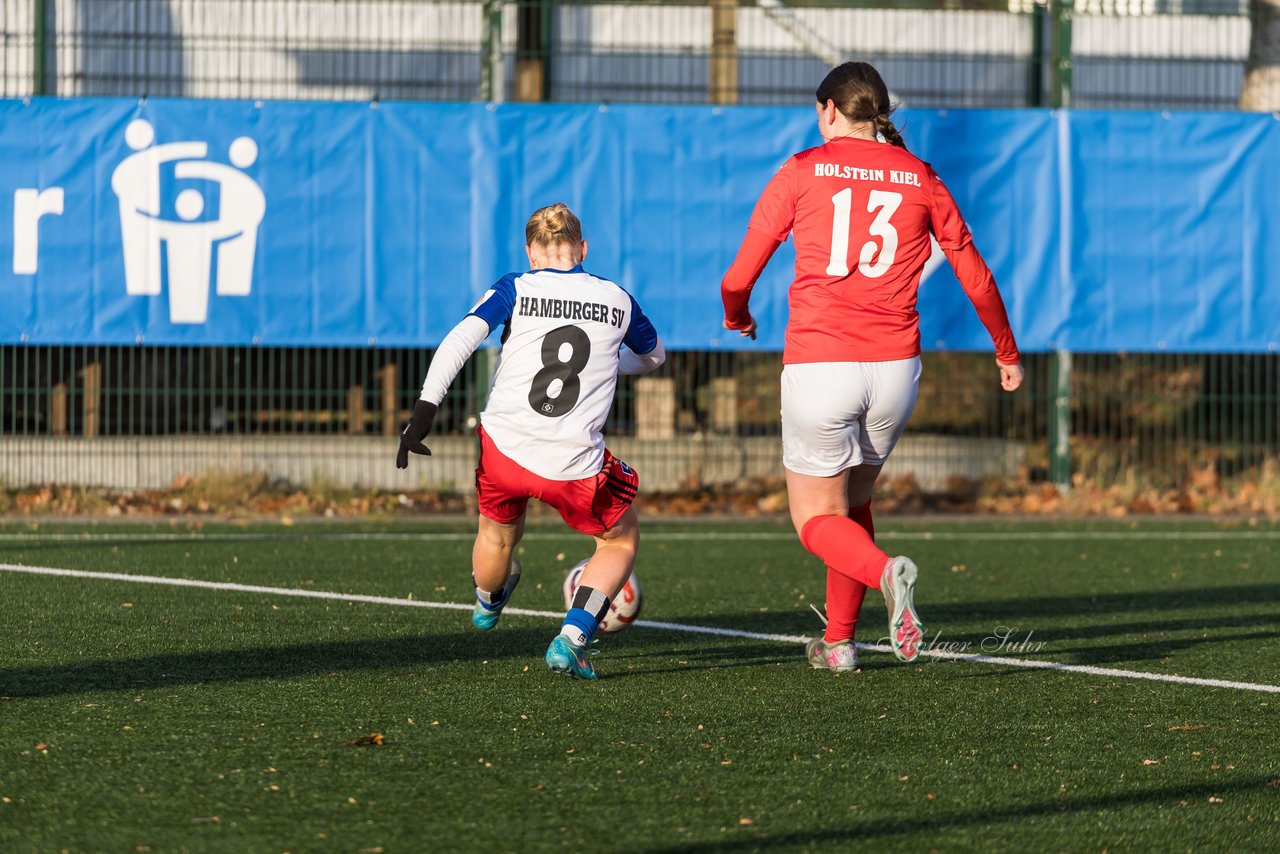 Bild 132 - wBJ Hamburger SV - Holstein Kiel : Ergebnis: 8:0